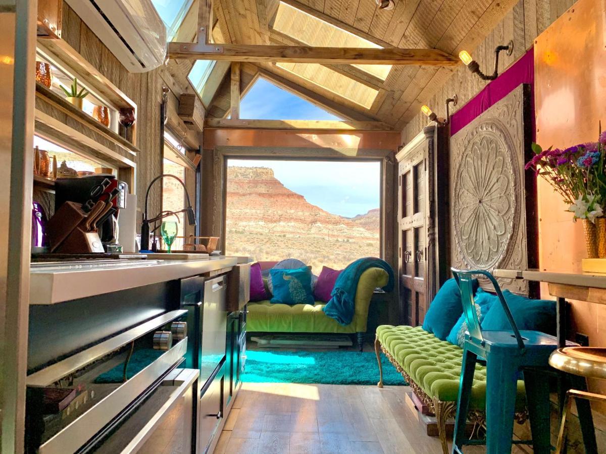 Zions Tiny Oasis Pensionat Virgin Exteriör bild